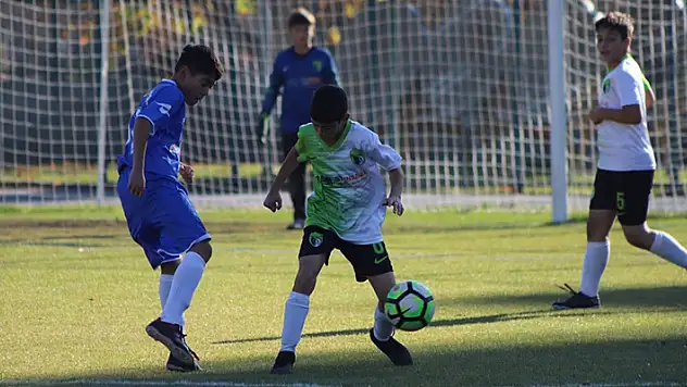 U14 Ligi'nde play-off'a kala takımlar belli oldu