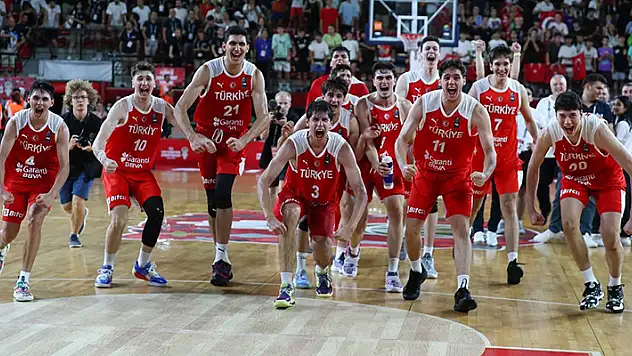 U18 Basketbol Milli Takımı finale çıktı
