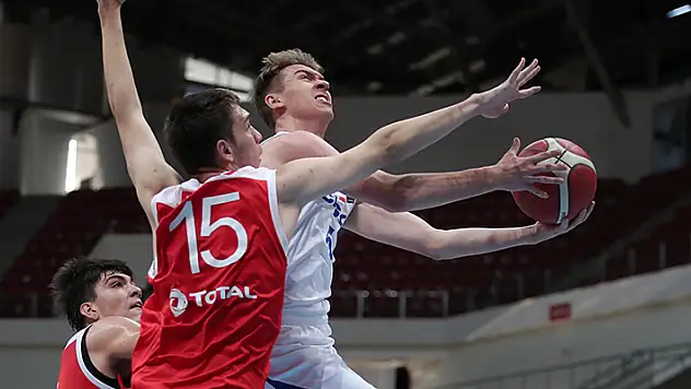 U18 Milli Takımı, Konya'daki maçta Çekya'yı 65-57 mağlup etti
