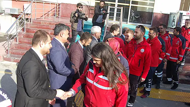 Üç ilden UMKE ekibi Afrin'e uğurlandı