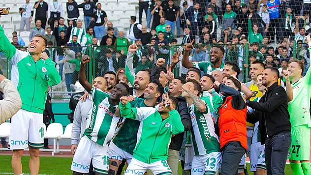 Uçar'dan mutluluk vurgusu!
