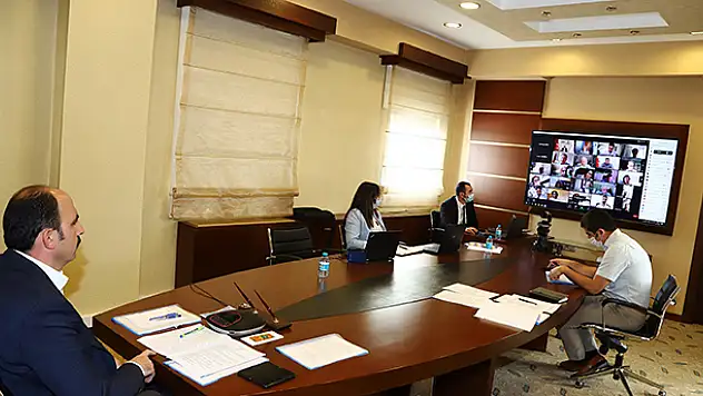 UCLG Eş Başkanı Altay, dünya şehirlerine Konya modelini anlattı