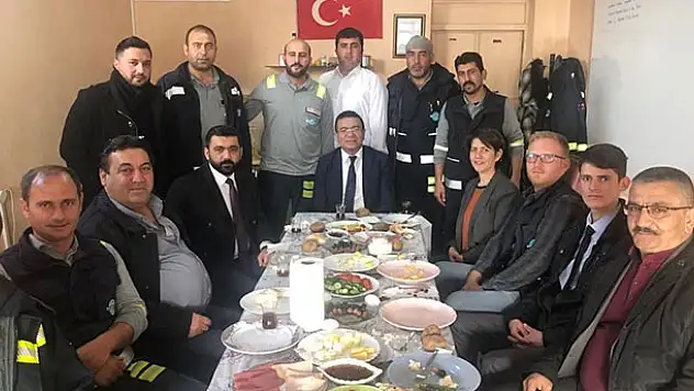 Uçmazbaş, Kadınhanı'nda arıza bakım çalışanlarıyla buluştu