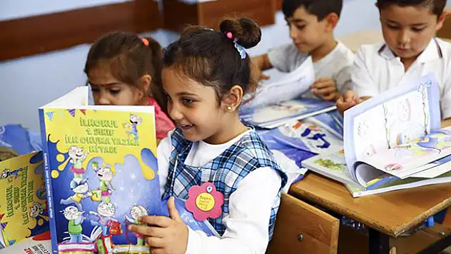 Ücretsiz 142 milyon ders kitabının tamamı okullara ulaştı