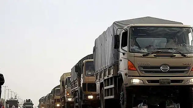 Üçüncü peşmerge birliği Kobani'ye geçti