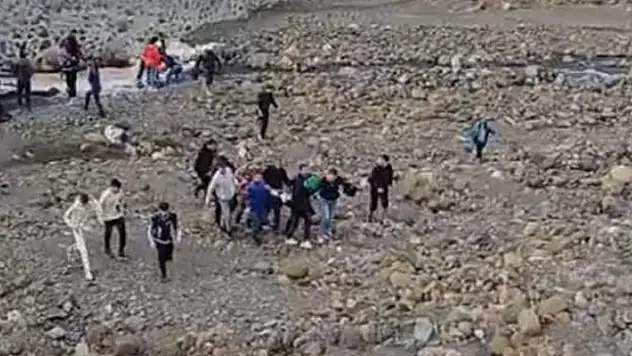 Uçurumdan yuvarlanan motosikletin sürücüsü öldü
