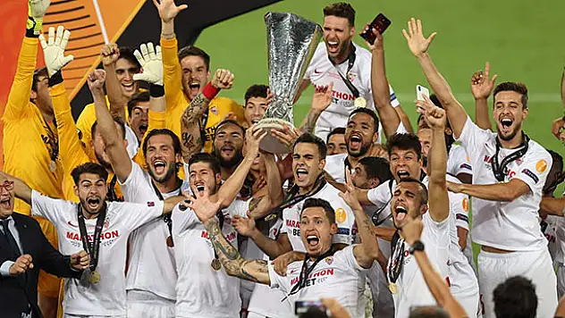 UEFA Avrupa Ligi'nde İspanya rüzgarı