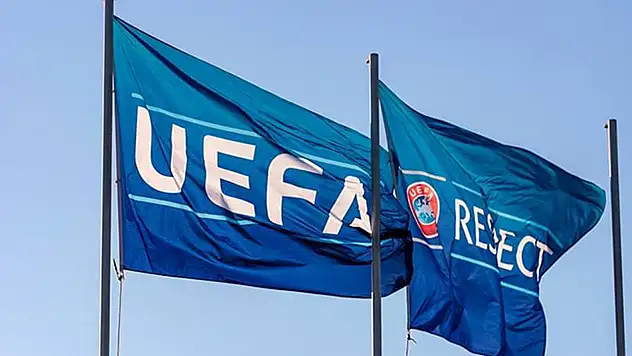 UEFA İstanbul'da tarihi karar aldı, format değişiyor!