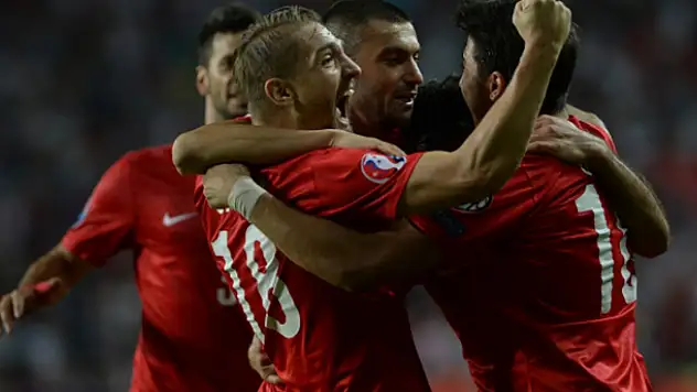 UEFA Türkiye için flaş kararını açıkladı