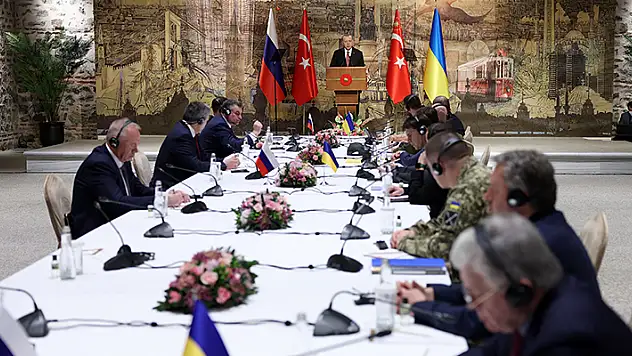 Ukrayna heyetinden ilk açıklama: Güvenlik garantileri konusunda anlaşmak mümkün olmadı