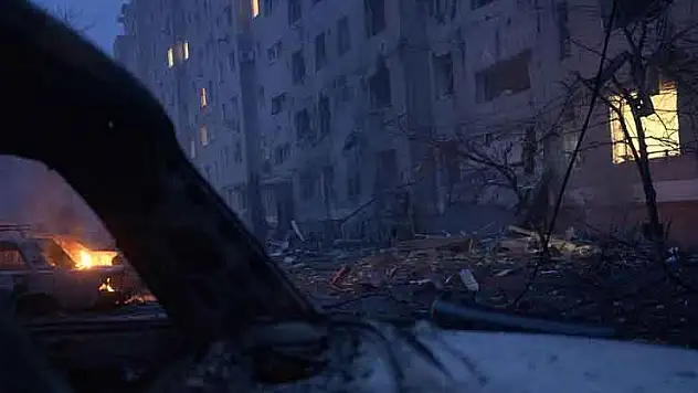Ukrayna: Rusya 50 füze ve 297 İHA ile eş zamanlı saldırı düzenledi