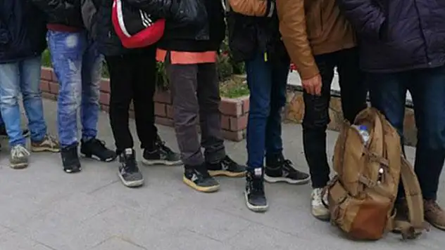 Ülke genelinde 1629 düzensiz göçmen yakalandı