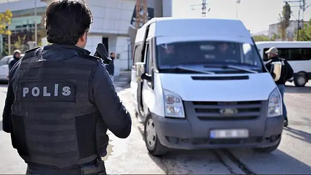 Ülke genelinde 32 bin 783 personelin katılımıyla asayiş ve narkotik uygulaması başlatıldı
