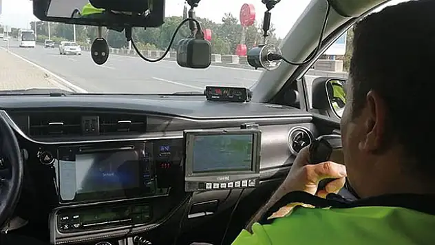 Ülke genelinde radarla hız denetimi yapıldı