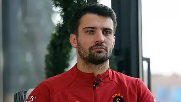 Ülkemizde 3 takımda oynadı, futbolu bıraktı