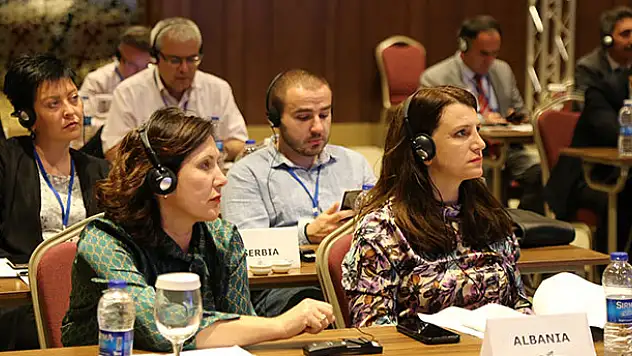 Uluslararası Çölleşmeyle Mücadele Eğitimleri'nin 18'incisini Konya'da tamamlandı
