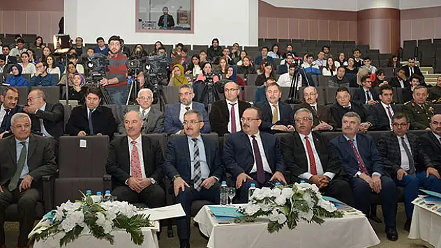 Uluslararası Vuslat Sempozyumu Konya'da Başladı