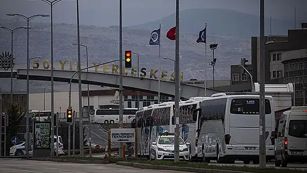 Umrecilerin karantina yurtlarından tahliyesi ertelendi