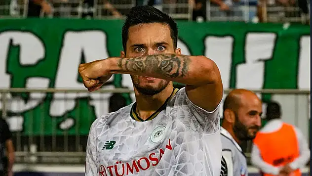 Umut Nayir'den şiirli galibiyet paylaşımı