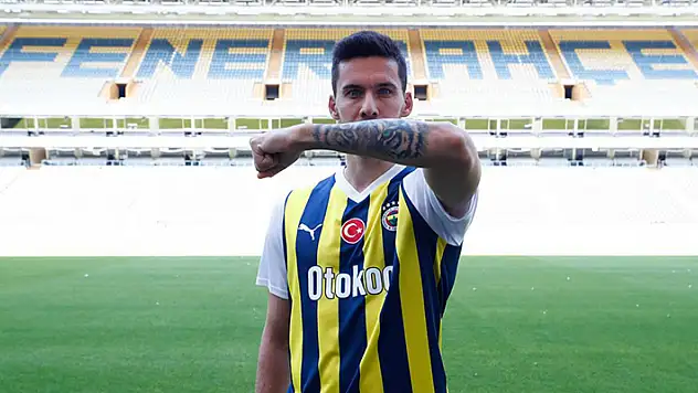 Umut Nayir Fenerbahçe'ye veda etti!