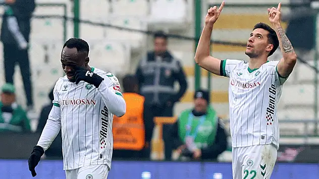 Umut Nayir, Konyaspor'da kaldı!
