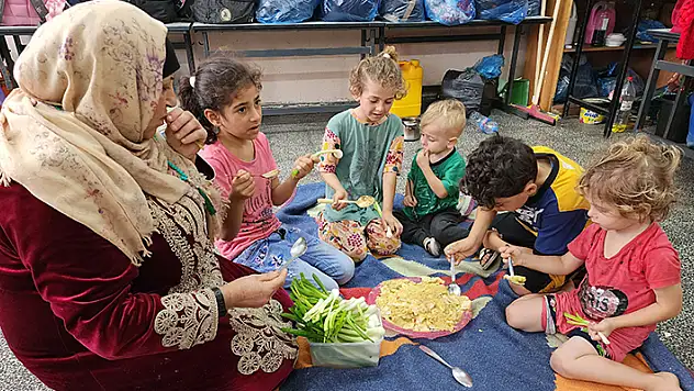 UNICEF: Gazze'de kadınlar sokaklarda doğum yapıyor

