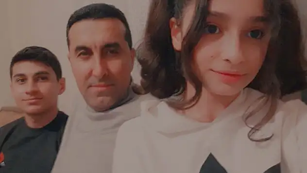 Üniversite kaydı için çıktıkları yolda yanarak can verdiler