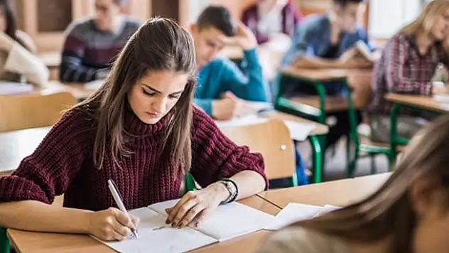 Üniversite sınavında 15 bin aday 1 soru bile çözemedi