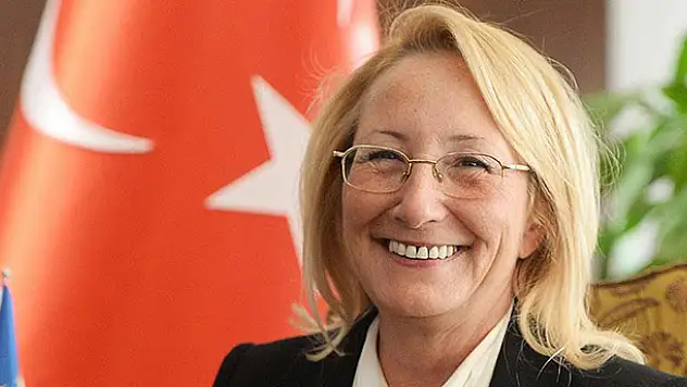 Üniversitede deprem! Rektör açığa alındı