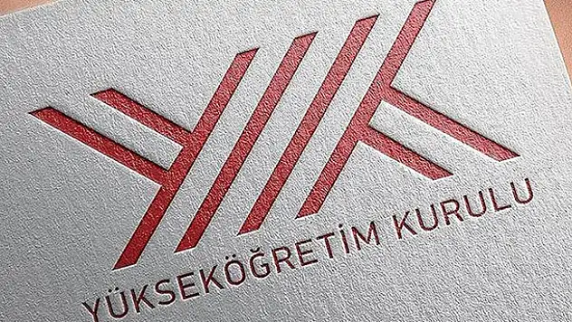 Üniversitelerde uygulamalı eğitim yüz yüze, teorik eğitimler ise çevrim içi yapılacak