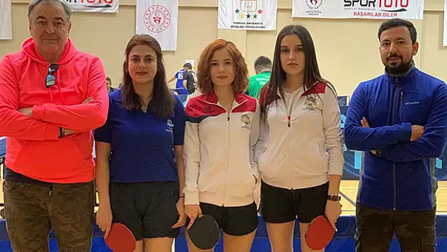 Üniversiteli Raketler coştu