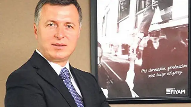 Ünlü iş adamı adliyeden firar etti