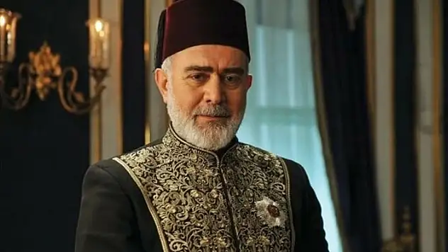 Ünlü oyuncu Bahadır Yenişehirlioğlu Manisa'dan milletvekili adayı oldu