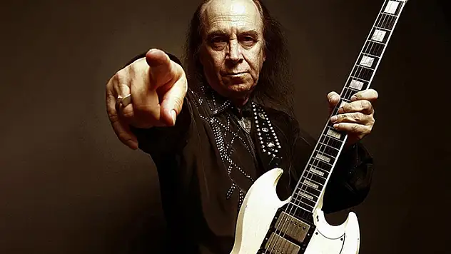Ünlü rock müzisyeni Erkin Koray, 82 yaşında hayatını kaybetti
