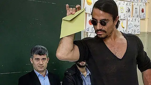 Ünlüler sandık başında