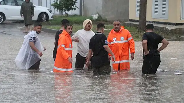 Ürküten şiddetli yağış açıklaması: Gittikçe bir kriz ortamına gireceğiz