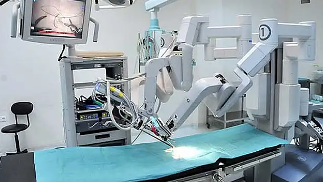 Uyku apnesine robotik cerrahili çözüm