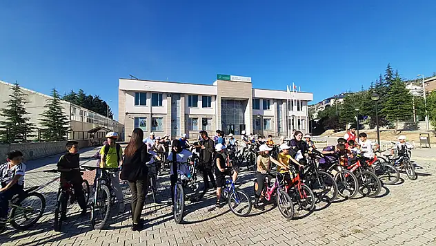 'Uyuşturucu ile mücadele' temalı bisiklet turu