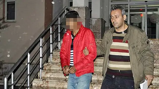 Uyuşturucu satmaktan tutuklandı
