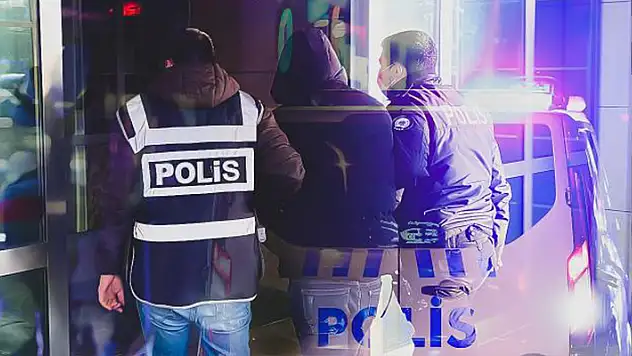 Uyuşturucu şüphelisinden ilginç savunma: Şifa için kaynatıp suyunu içiyordum

