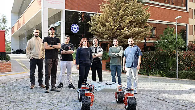 Uzay keşfi için yerli robot