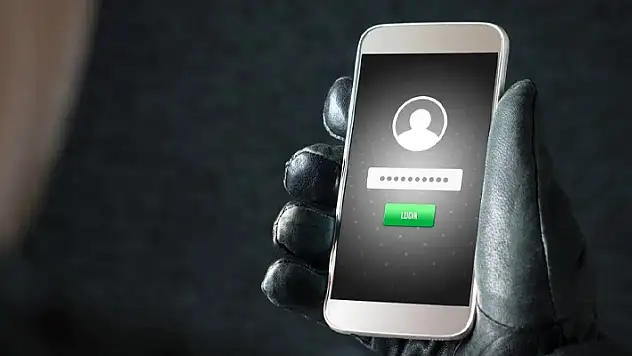 Uzmanlar uyardı! Telefonda bu beş hatayı yaparsanız verileriniz çalınabilir 