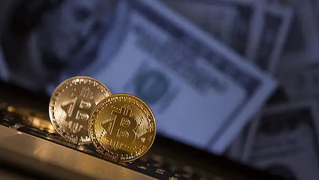 Uzmanlara en çok dolar, altın ve bitcoin soruldu