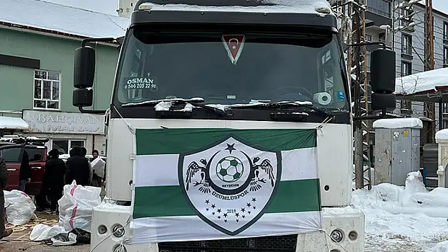 Üzümlüspor'dan malzeme yardımı