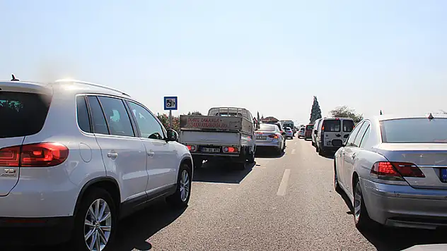 Uzun yola çıkacak sürücülerin korkulu rüyası: Yol hipnozu
