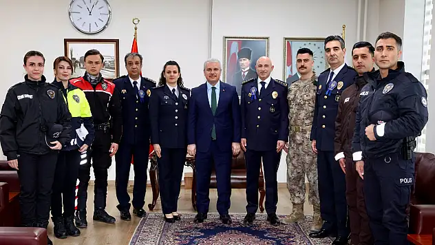Vali Akın'a anlamlı ziyaret