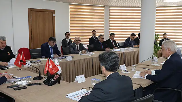 Vali Akın Başkanlığında İl Göç İdaresi Toplantısı Gerçekleştirildi