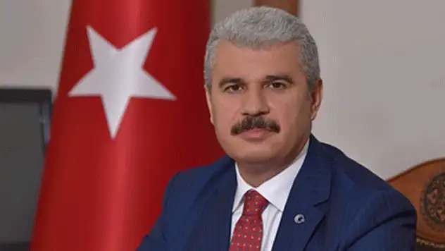 Vali Akın: 'Fedakarlık timsali kahraman şehitlerimizin ailelerine sabırlar diliyorum.'