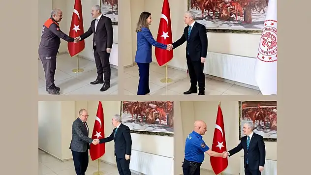 Vali Akın personelle bayramlaştı
