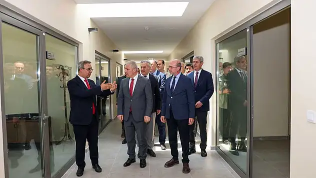 Vali Akın, Selçuklu'nun prestijli yatırımlarını inceledi